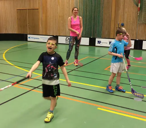 Föräldramatch, prisutdelning och korvätning stod i fokus på 09-avslutningen.