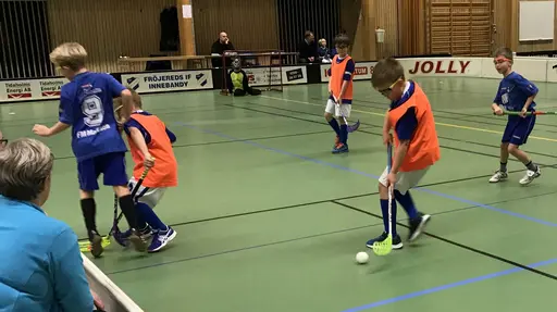 Succé i kiosken, sekretariatet och på planen!