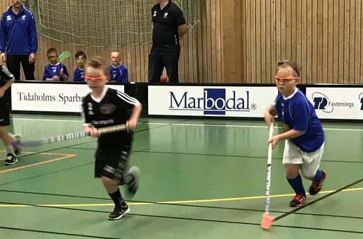 Succé i kiosken, sekretariatet och på planen!