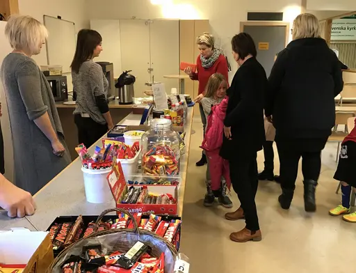 Succé i kiosken, sekretariatet och på planen!