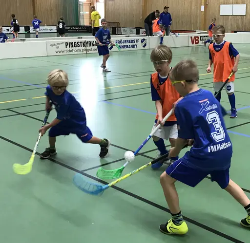 Succé i kiosken, sekretariatet och på planen!
