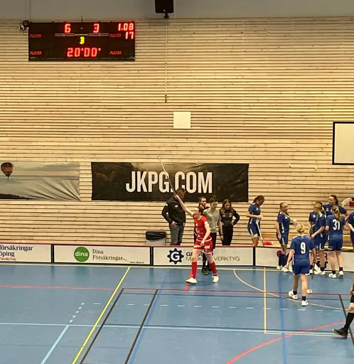 Förlust med 6-3 mot ett duktigt JIK i playoffmatch till Innebandyfesten (SM)
