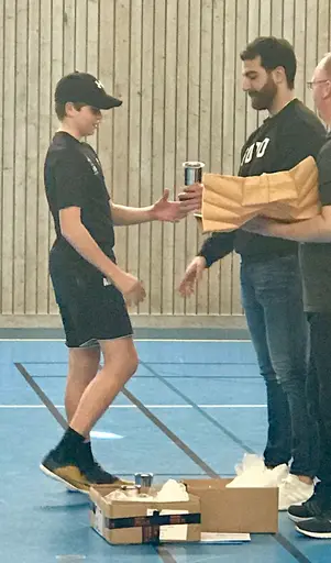 Bilder från ungsdomsavslutningen med innebandyturnering och prisutdelning