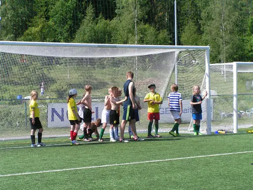 Bildspel från den gångna veckan där 128 barn- och ungdomar tränat fotboll och lekt!