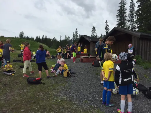 Bildspel från den gångna veckan där 128 barn- och ungdomar tränat fotboll och lekt!