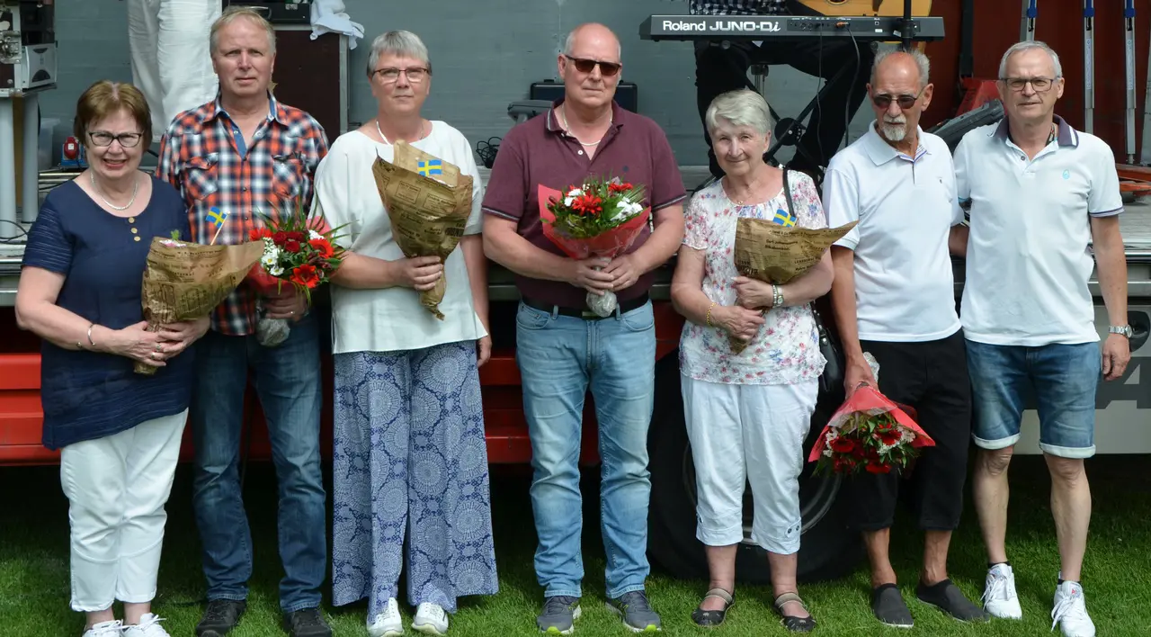 Inga-Lena och Ove Börjesson, Lena och Anders Fryckberg, Ulla och Sven Karlsson samt Ronny Norberg. På bilden saknas Öyvind Glaerum.