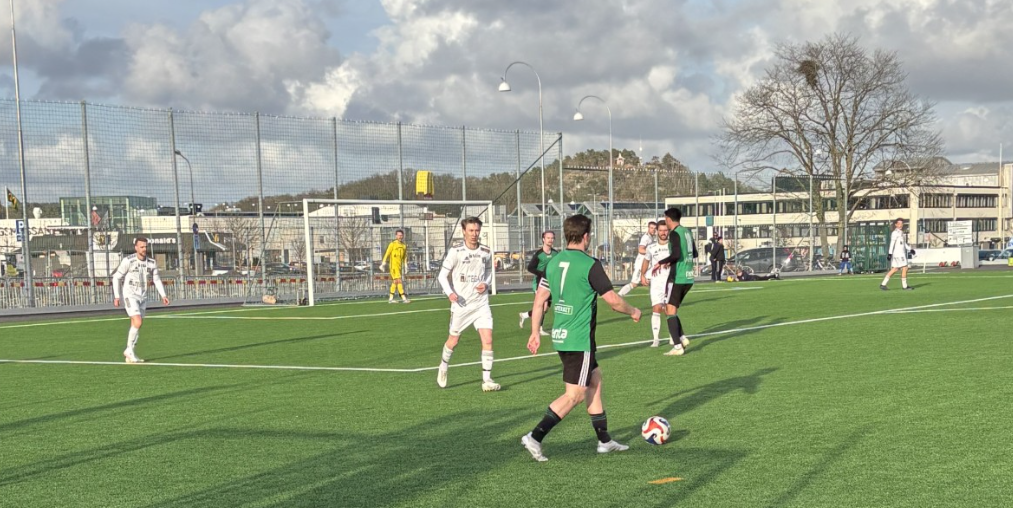Tölö hade inga bekymmer i genrepet mot City