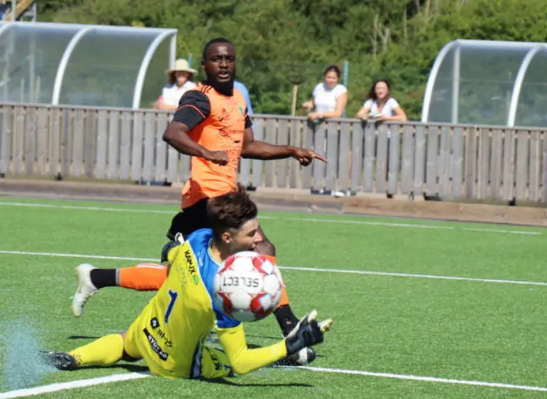 Fonti Kanu gör 1-1. Foto: Eric Andersson, Norra Halland