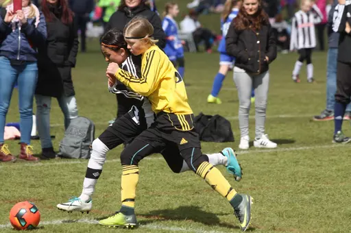 TG&IF:s P02-lag har tagit sig till semifinal i Giffcupen. Här är bilder från två av TG&IF-lagens matcher under söndagen.
