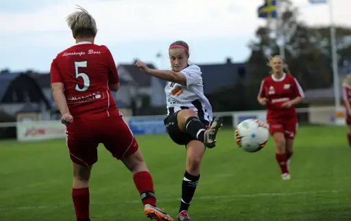 TG&IF:s damlag vann hemmamatchen mot Valtorps IF med 4–1.