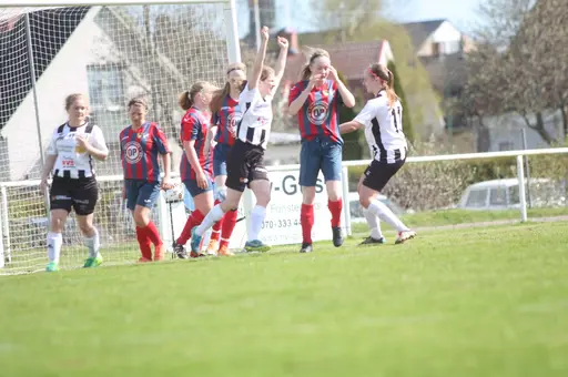 TG&IF vann hemmapremiären mot Fröjered/Korsberga med 5–1.
