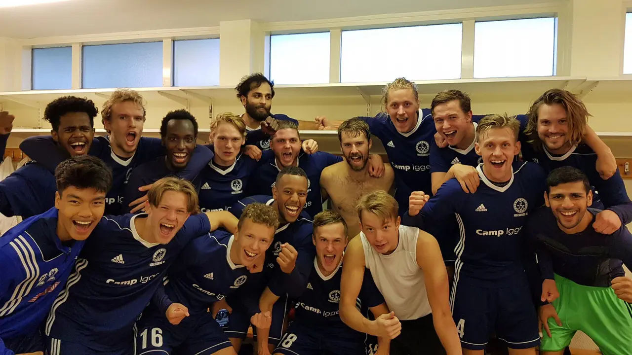 Så här glad blir man efter vinst och säkrat kontrakt. Iggarna gjorde en stark match och vann rättvist!