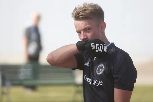 Bilder från veteran- och juniormatcherna under den samt från festkvällen