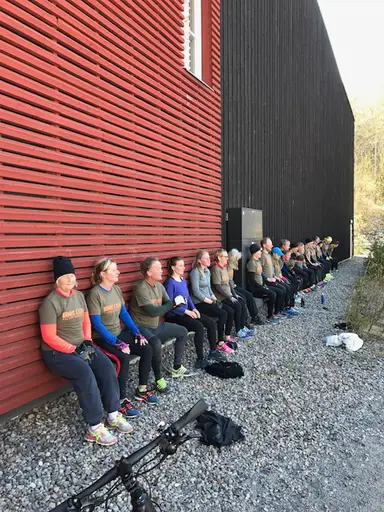 DEN Å SÅ ÄLSKADE BACKEN ÄR TILLBAKA, AVSLUTNING MED STOLEN SAMT SPURT UPP FÖR TRAPPAN