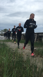 Årets första dopp avklarat, och det tackar vi BootCamp Dalarö för!