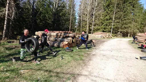 Jogg till ladan vid Sandemar med däck