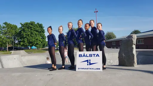 Bas 2, Bas 3, Pojkar Action, Orange (ljus och mörk), Turkos och Rosa på TTC