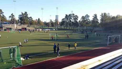 Mycket fotboll när 2015-års upplaga av Nackamästerskapen inleddes för P07!