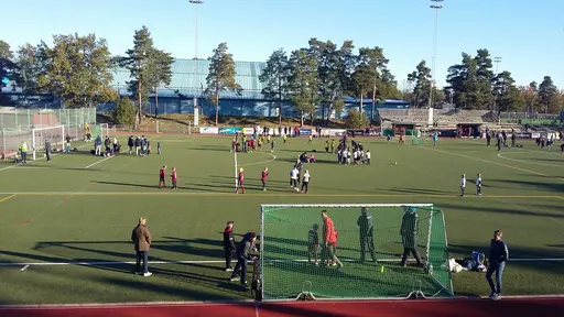Mycket fotboll när 2015-års upplaga av Nackamästerskapen inleddes för P07!