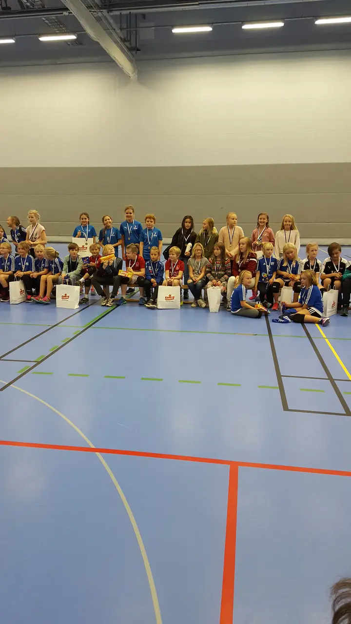 Prisutdelning för level 4 med många Westan spelare.