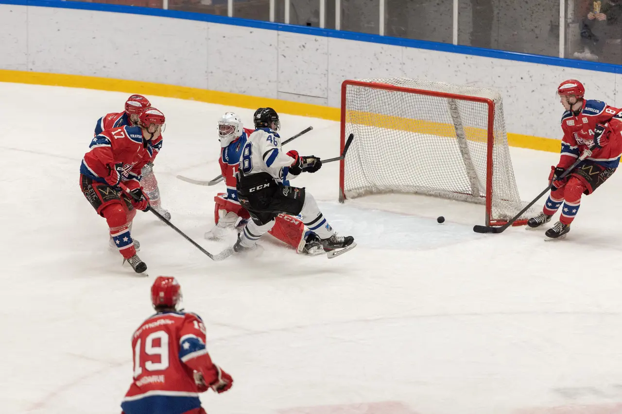 Emil sätter 5-3