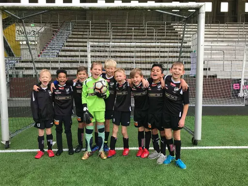Oroliga tränare och avslappnade Kronängsproffs!!