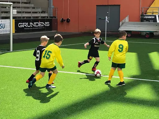 Oroliga tränare och avslappnade Kronängsproffs!!
