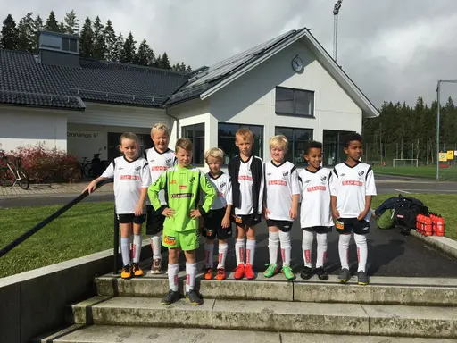 Oroliga tränare och avslappnade Kronängsproffs!!