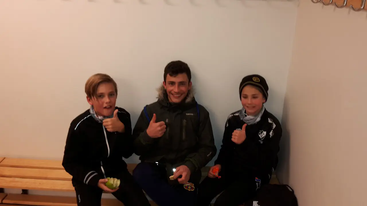 Dagens lågoddsare - Adnan och två kusiner sist kvar.