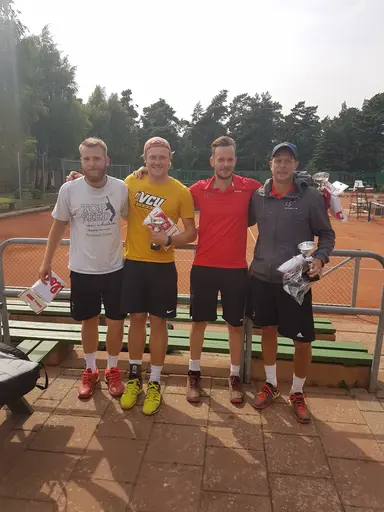 Bilder från tävlingen Herrdubbel, Herrsingel B, PD11, PD13, Damsingel Elit och Herrsingel Elit