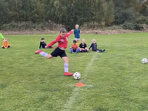 Avslutningslekar med hela gänget höst 2020.
