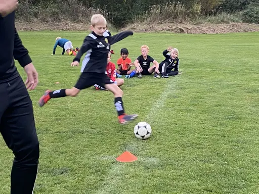 Avslutningslekar med hela gänget höst 2020.