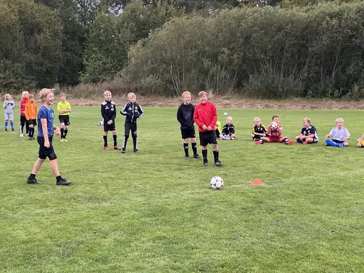 Avslutningslekar med hela gänget höst 2020.