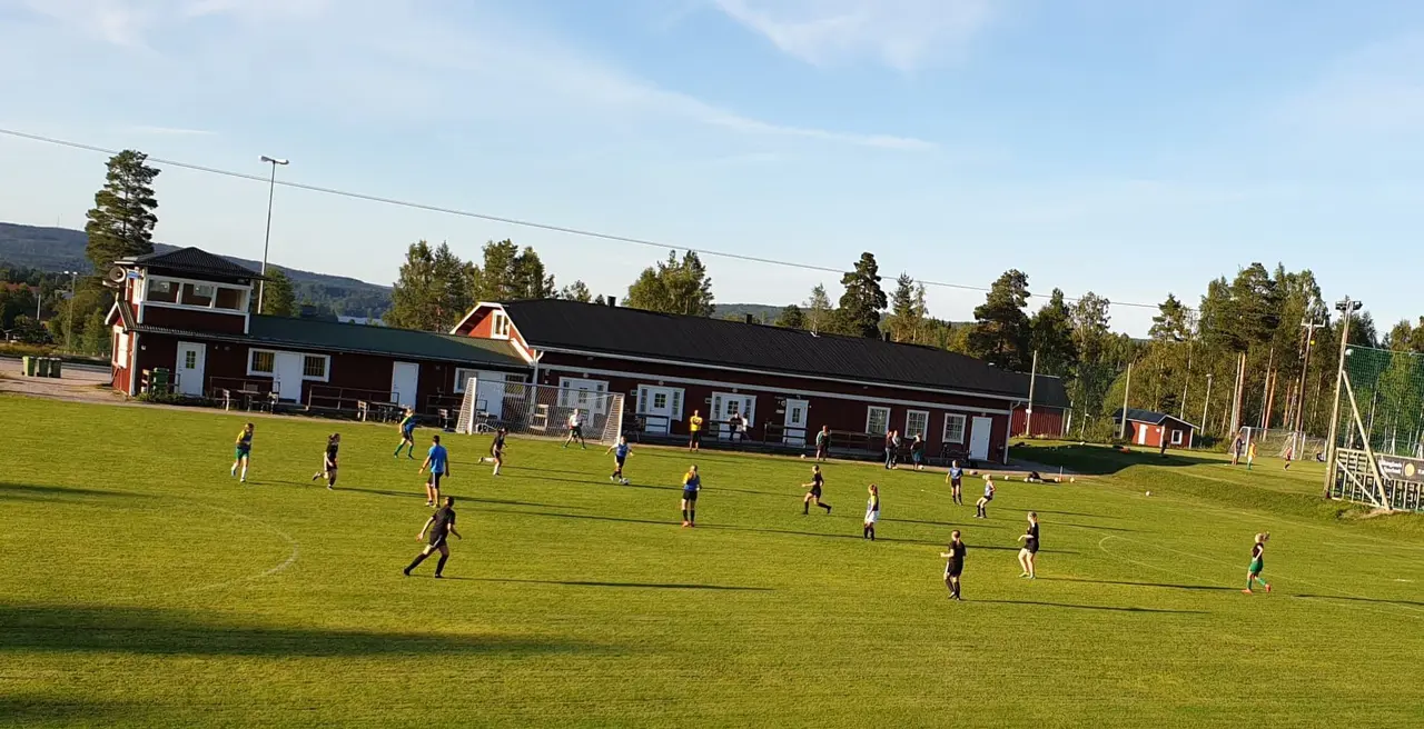 Träning på Sörforsvallen sommaren 2020