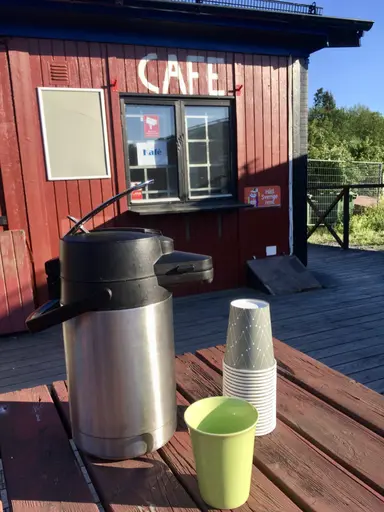 Laget för dagen, Ida gjordet äntligen, Minicaféet hade öppet