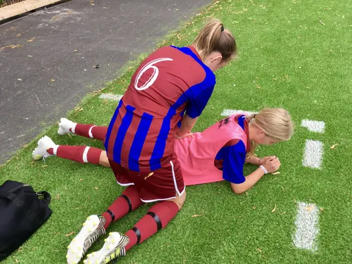 En av Rotans anfallsförsök och Angel får behandling av Lisa