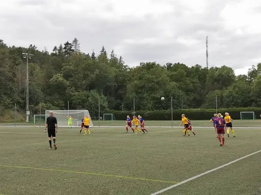 Laddade tjejer - äntligen seriematch!