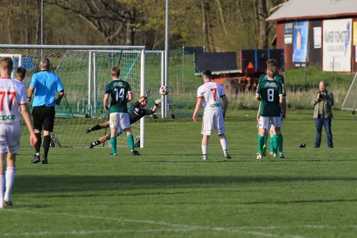 Lite matchbilder från Varnhems IF - Kinne-Vedums IF U