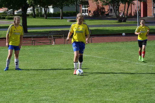 Söndagen avslutades med matcher för alla lagen blandat med "ösregn" och prisutdelning!