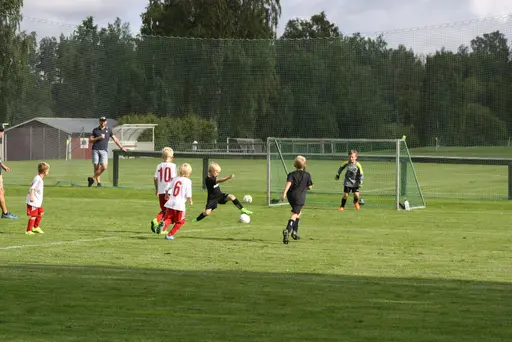 Bra och jämna matcher, återväxten är tryggad :). 