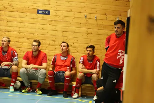 Lite matchbilder signerat Javid som var fotograf 