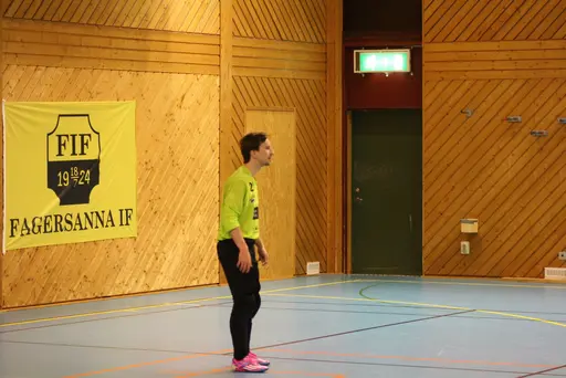Lite matchbilder signerat Javid som var fotograf 