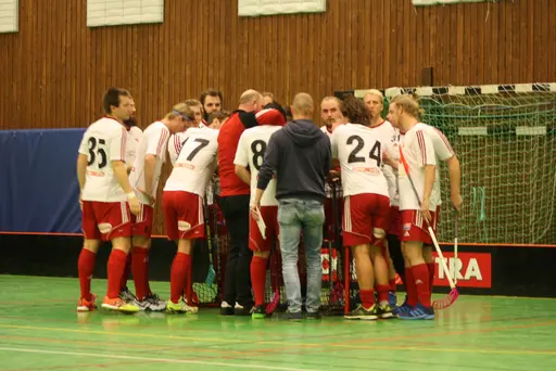 Lite blandade matchbilder och de var en match helt i publikens match........