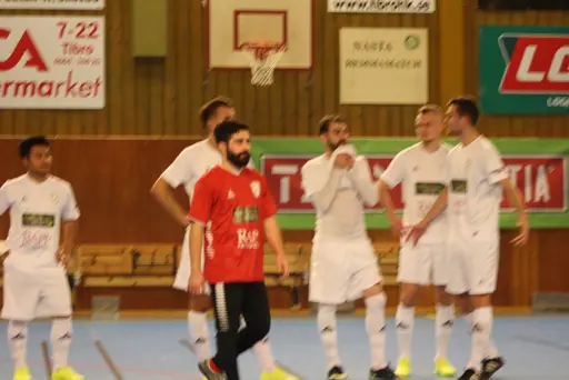 Lite matchbilder signerade Enis, Alush, Anton och säkert nån mer som fotade........