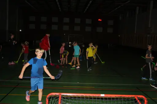 Sista träningen för säsongen blev de "Disco innebandy"