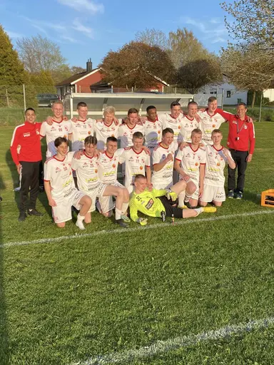 Lite matchbilder från Varnhems IF - Kinne-Vedums IF U