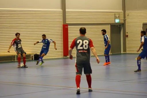 Lite matchbilder från Skara FC - Varnhems IF och sen Varnhems IF - Floby IF