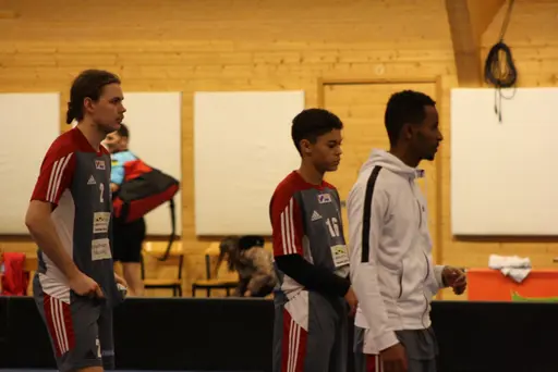 Lite bilder signerade Fatma Gutic