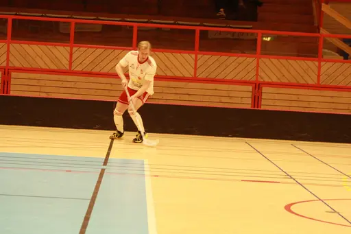 Full fart från första nedsläpp, inte många lag som tvingat hemmalaget ta en timeout