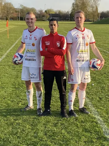 Lite matchbilder från Varnhems IF - Kinne-Vedums IF U